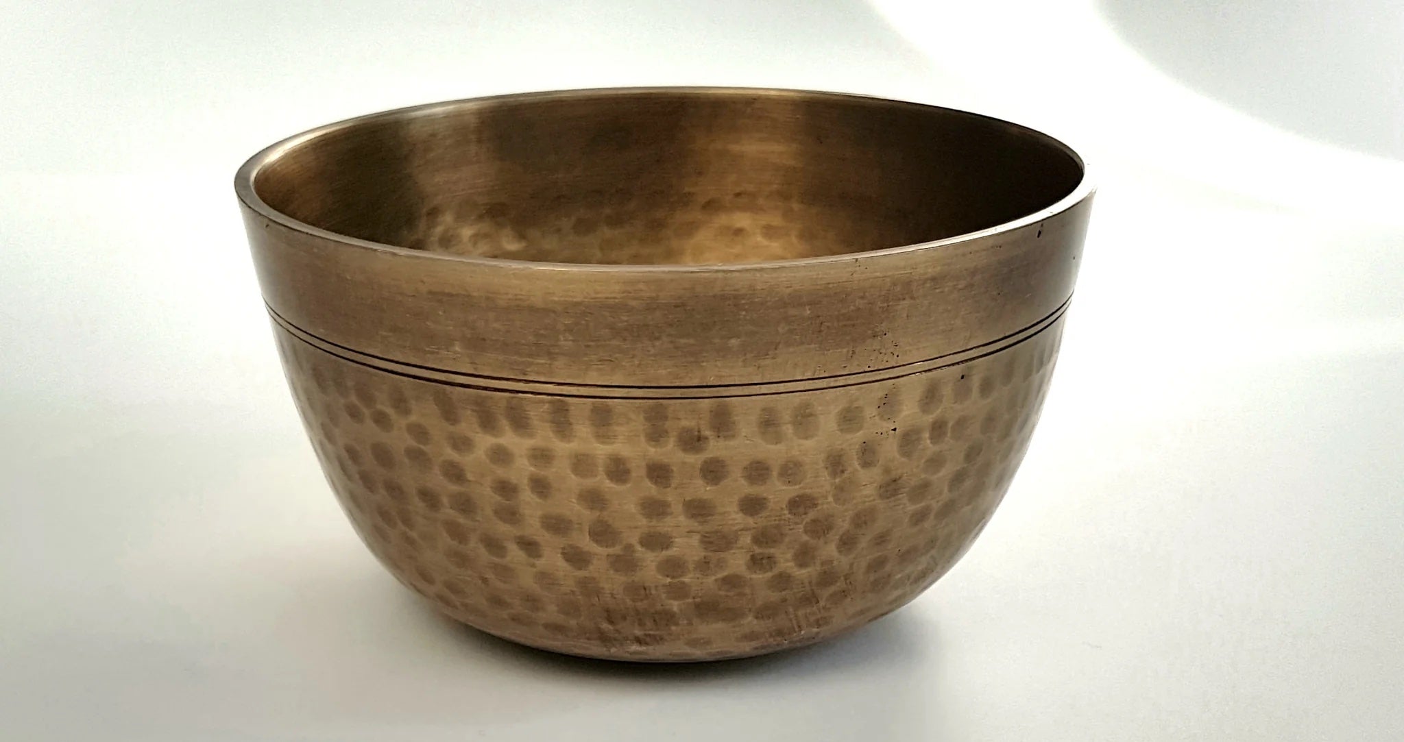 Deep Dotted Singing Bowl