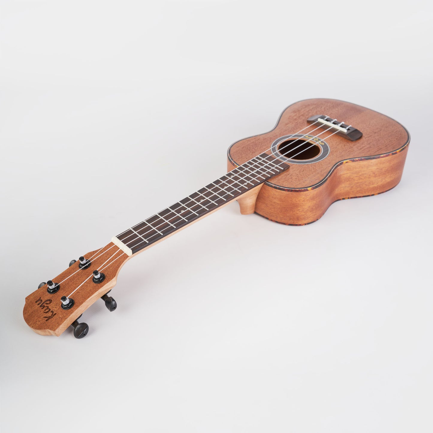 Kayu Mahogany Ukulele Y-09