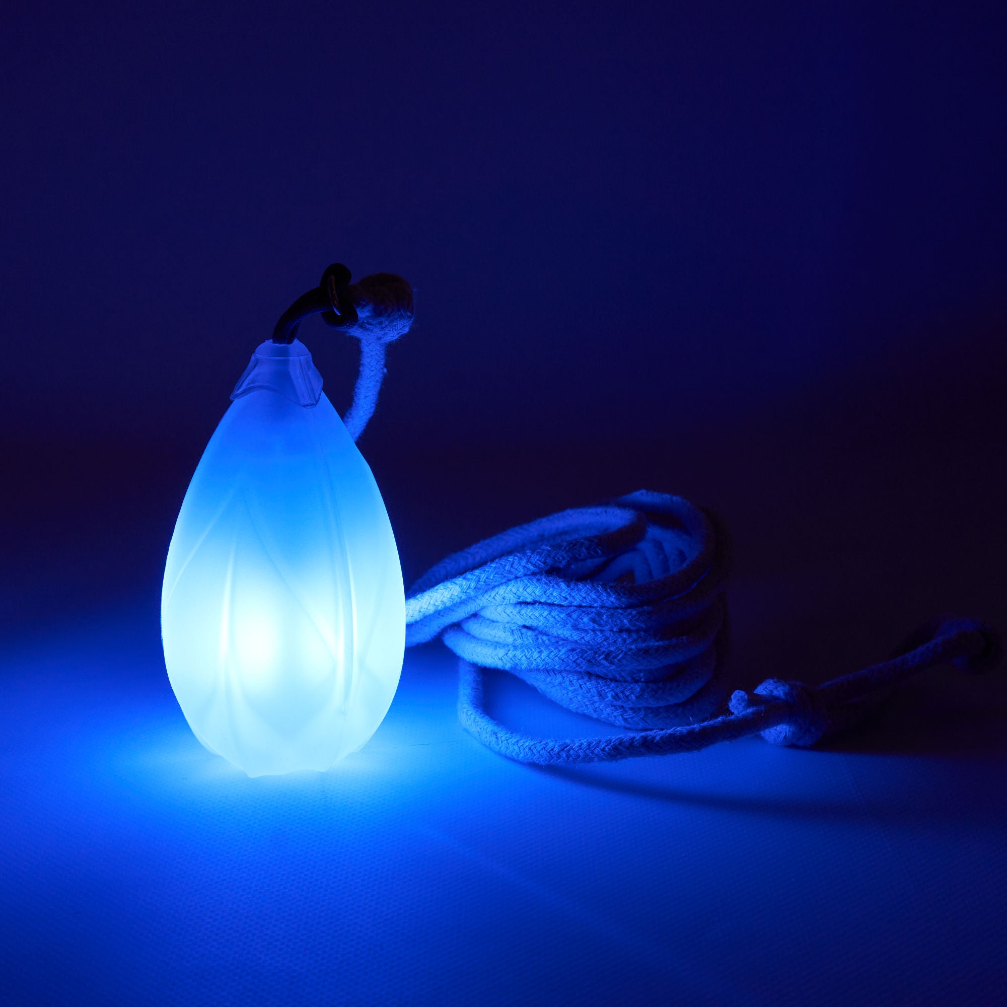 Pod Dart V2 by Flowtoys