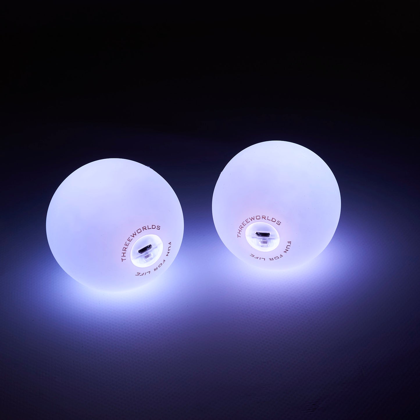 3W Rechargeable LED Glow Juggling Ball