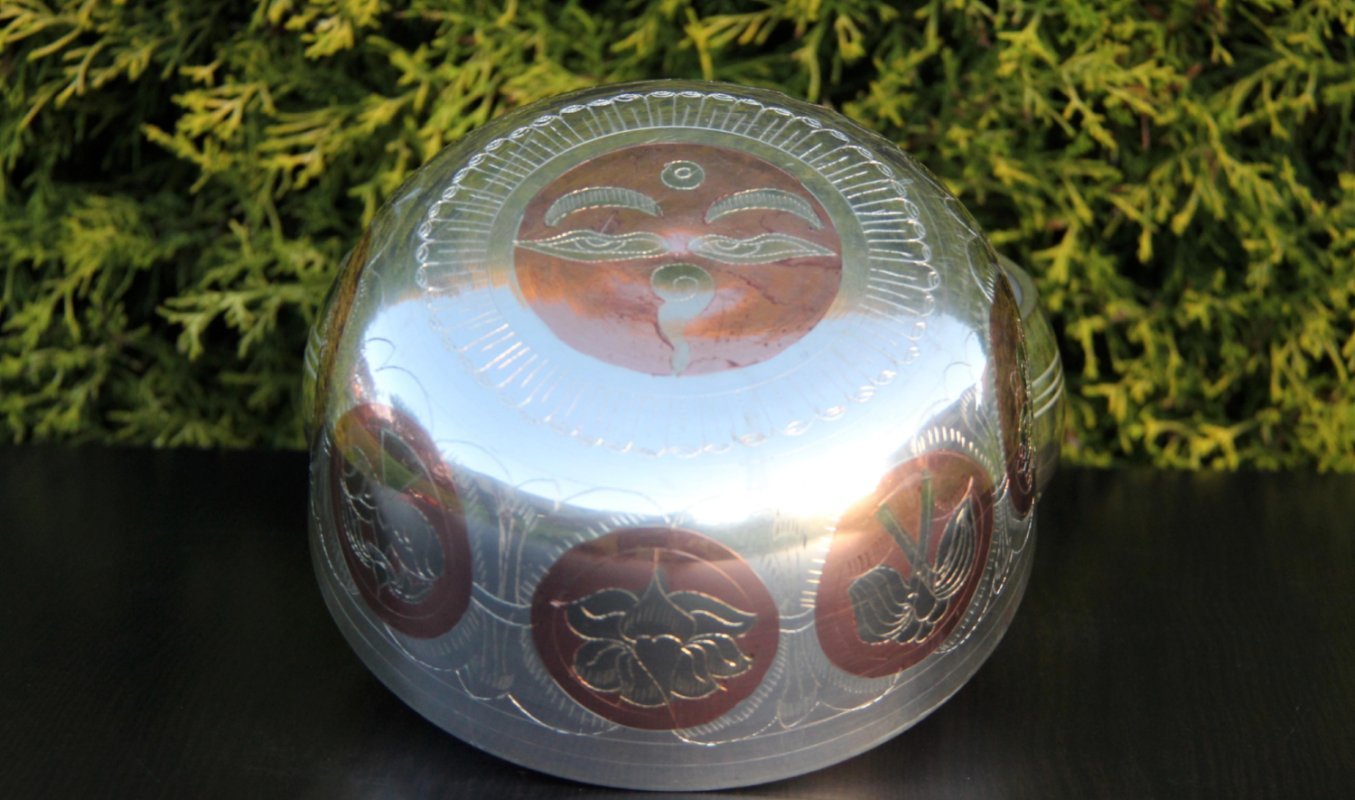 Deep Silver Ashtamangala Singing Bowl