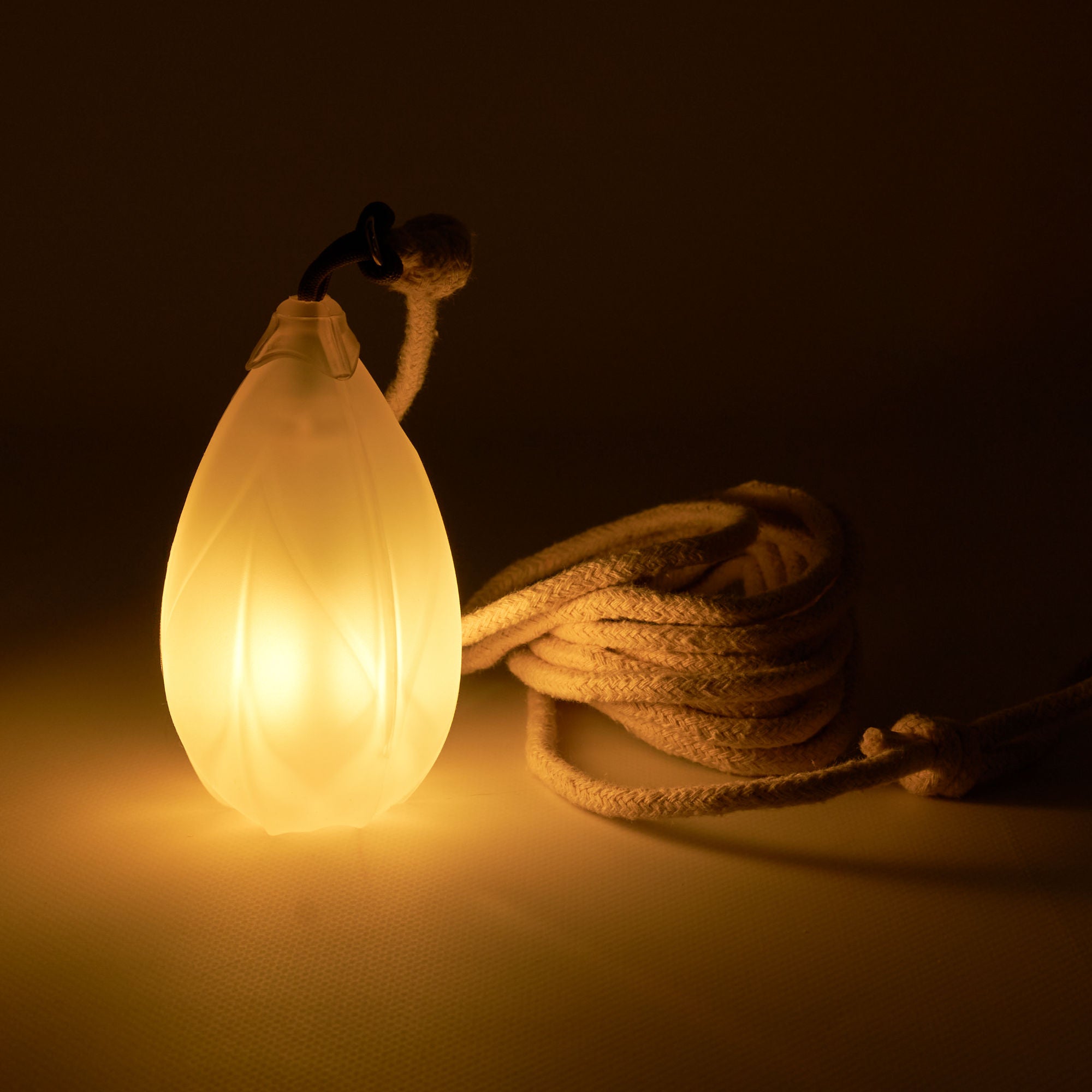 Pod Dart V2 by Flowtoys
